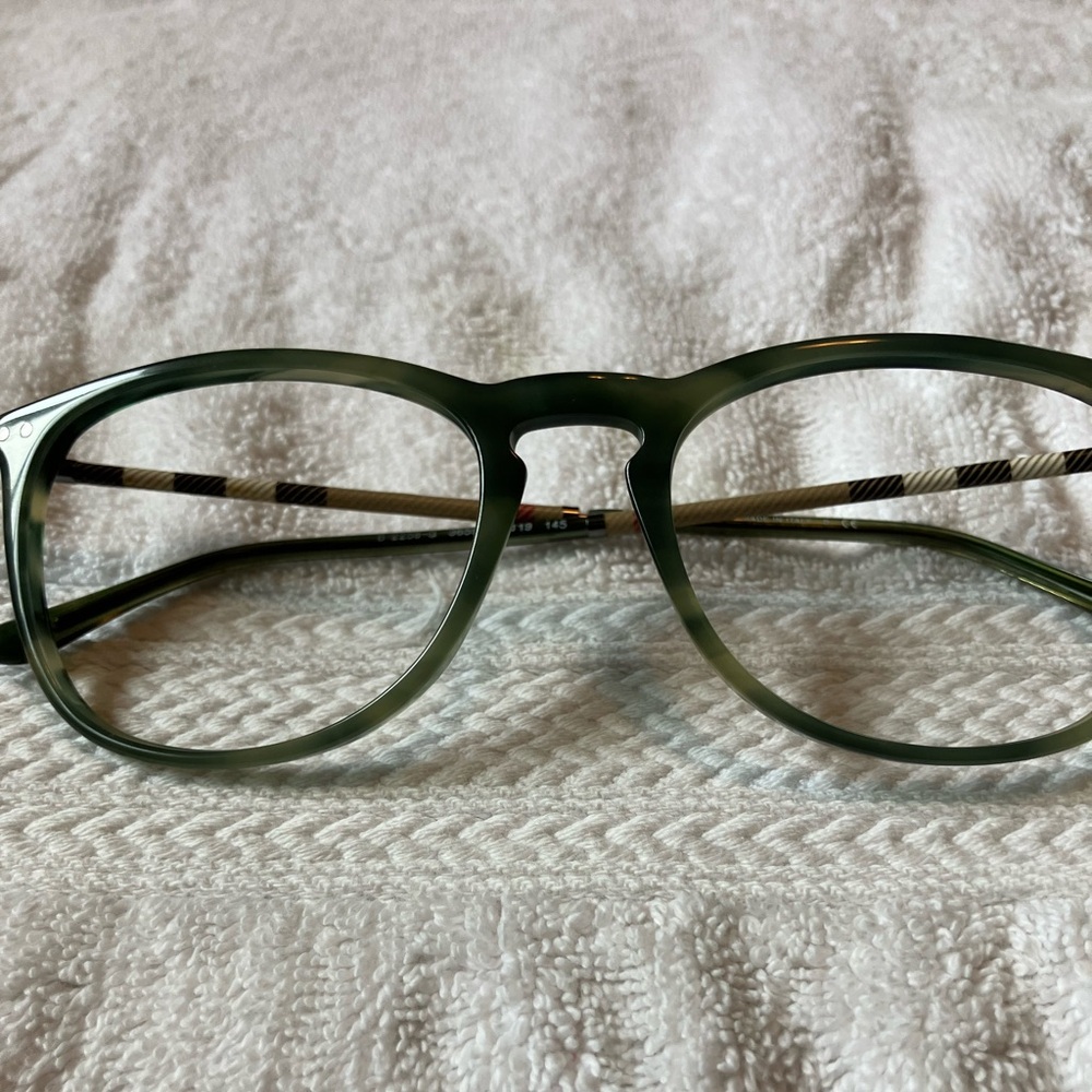 Olive Green Burberry Women’s framed No lenses glasses. B2258.  55-19-145